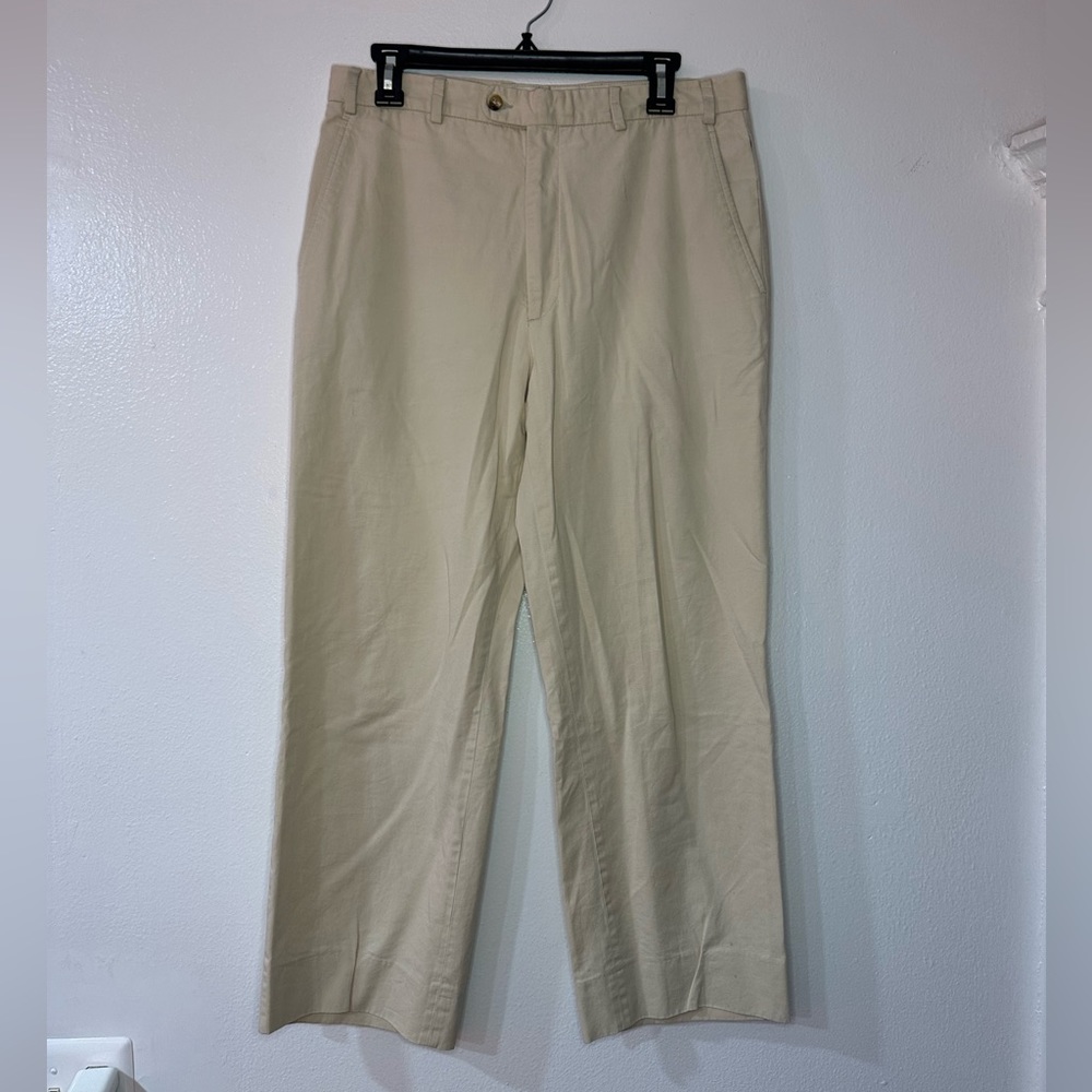 Loose light khaki pants